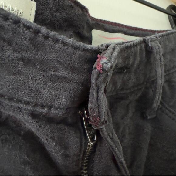 Pilcro and The Letterpress Anthropologie Serif Textured Jeans Black stretch zip - Picture 7 of 12